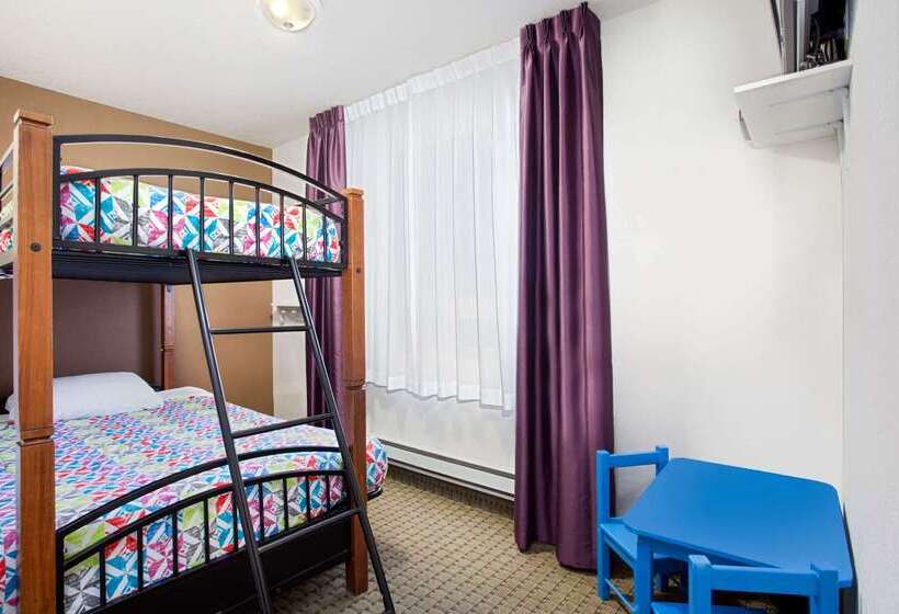 Ramada By Wyndham Red Deer Hotel & Suites