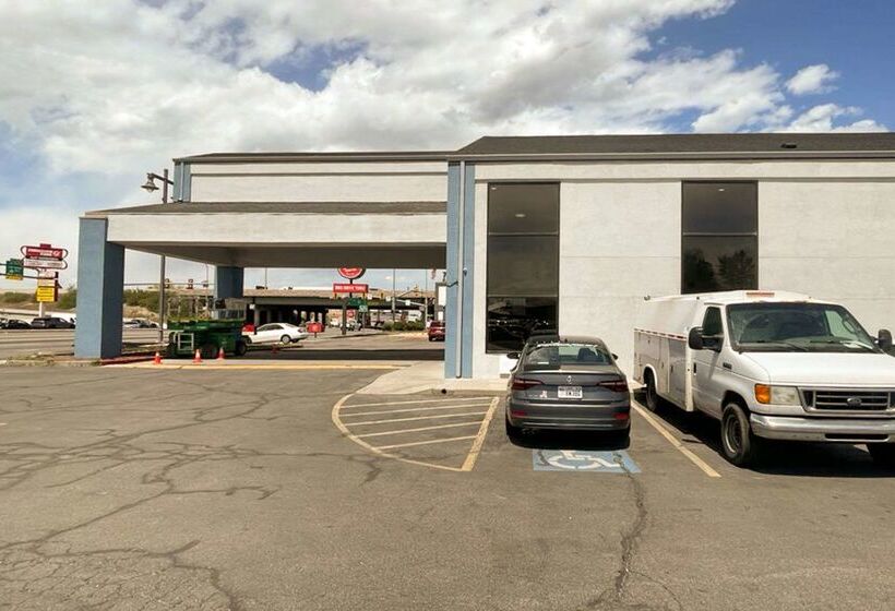 Отель Comfort Inn & Suites Salt Lake City I 80 I 15 Downtown