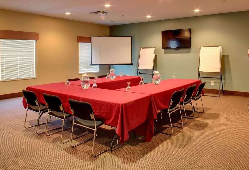 בית מלון כפרי Ramada Golden