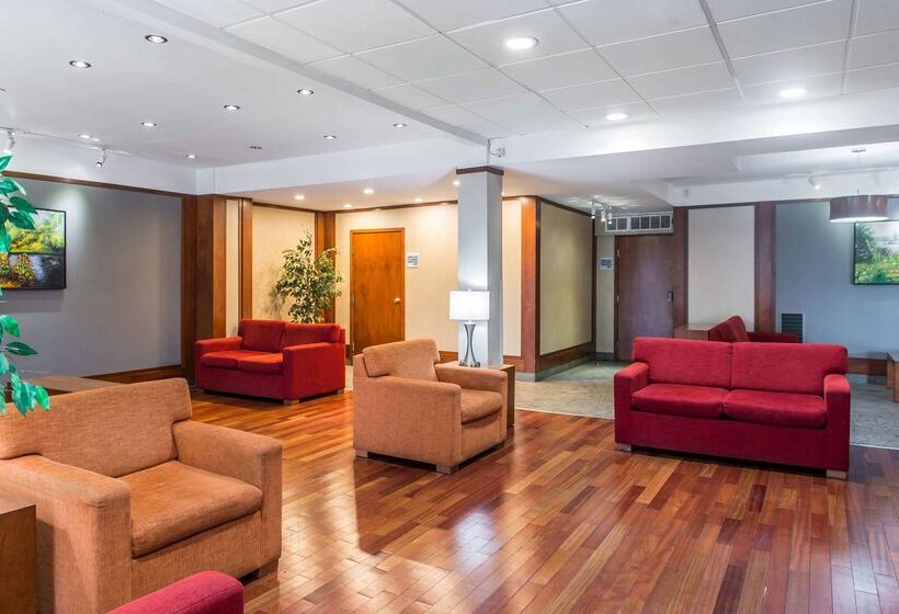 בית מלון כפרי Ramada Plaza By Wyndham Montreal