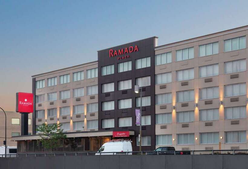 בית מלון כפרי Ramada Plaza By Wyndham Montreal