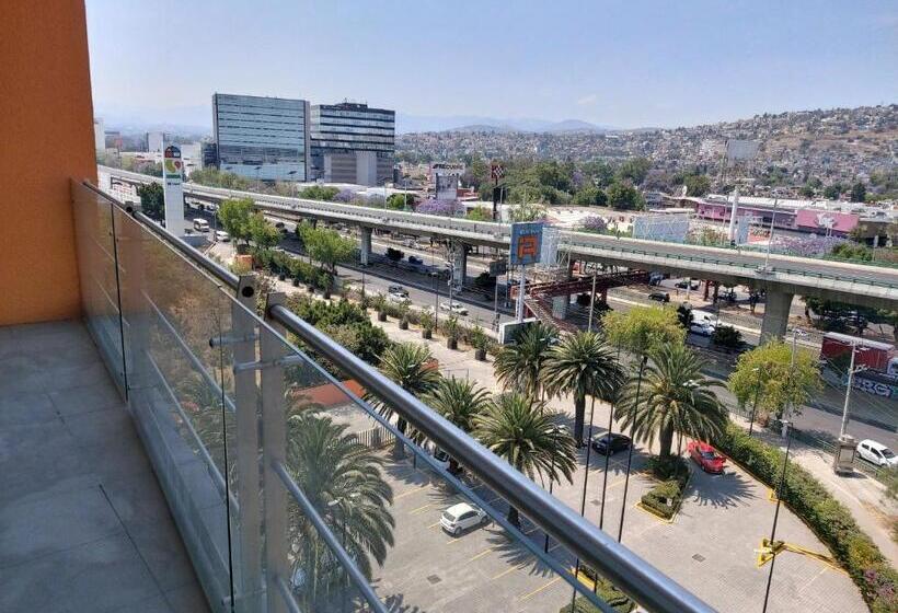 هتل Real Inn Perinorte