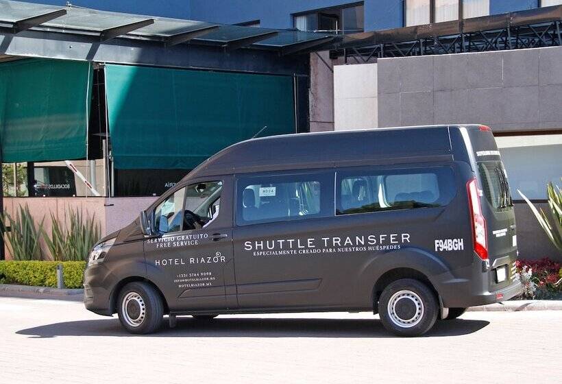 ホテル Riazor Aeropuerto