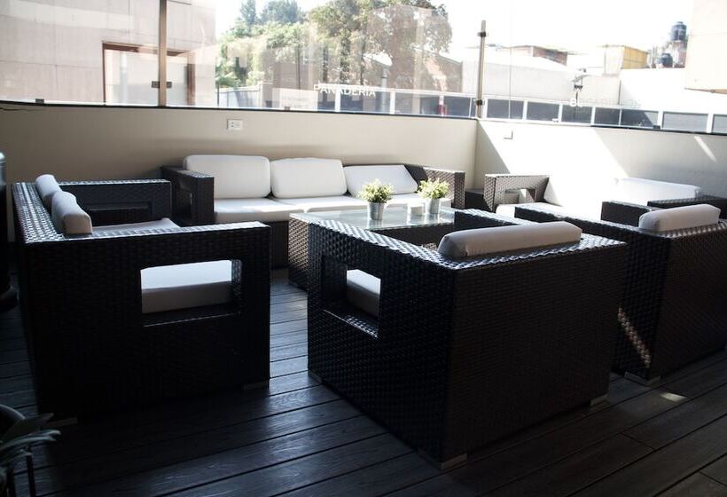 ホテル Riazor Aeropuerto