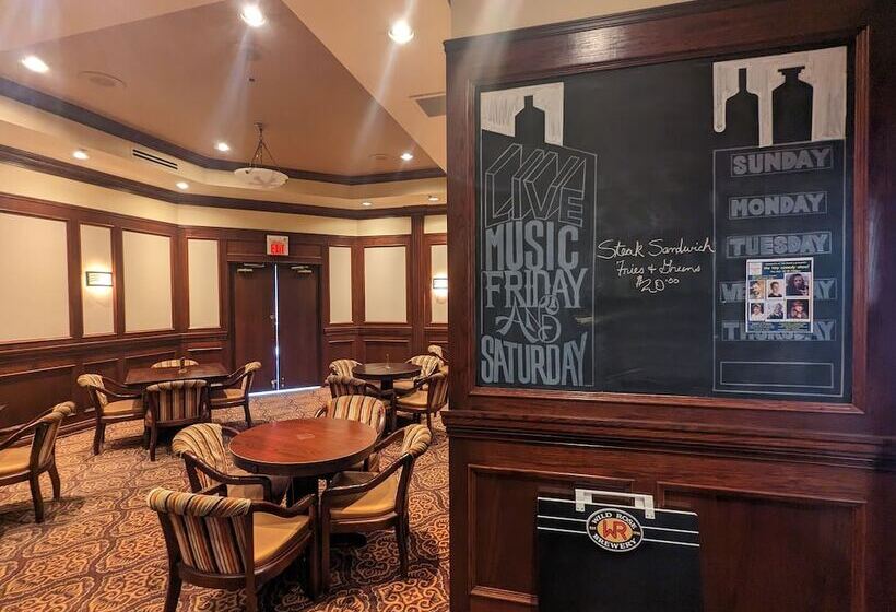 酒店 Divya Sutra Plaza And Conference Centre Calgary Airport