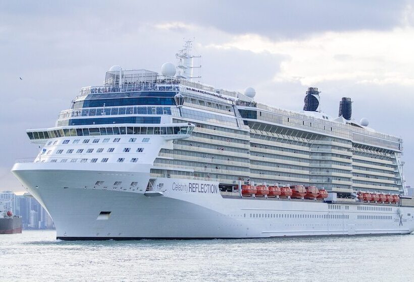 בית מלון כפרי Rodeway Inn South Miami Coral Gables