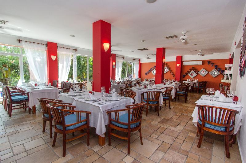 ホテル Grand Decameron Complex Bucerias, A Trademark All Inclusive Resort