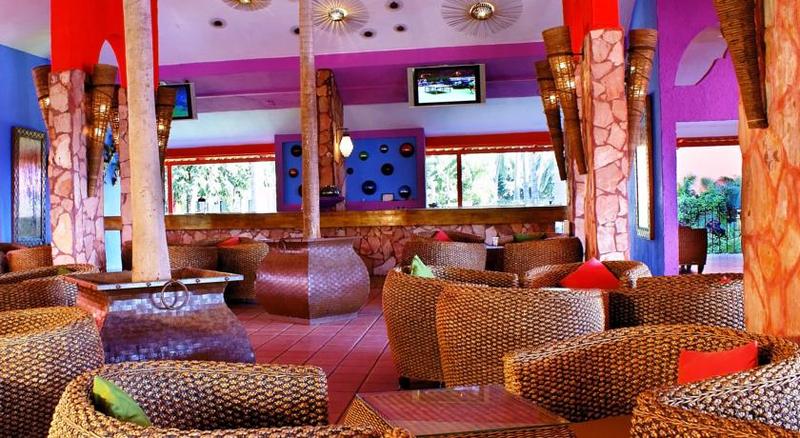 ホテル Grand Decameron Complex Bucerias, A Trademark All Inclusive Resort