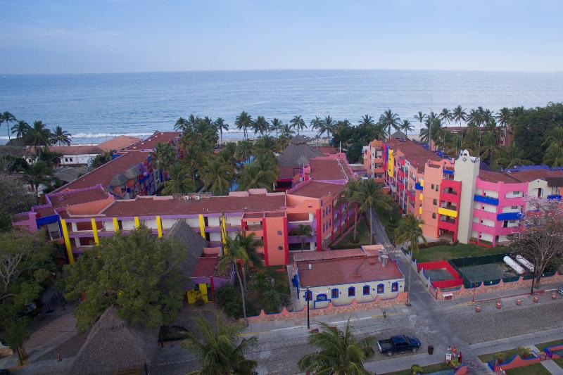 ホテル Grand Decameron Complex Bucerias, A Trademark All Inclusive Resort