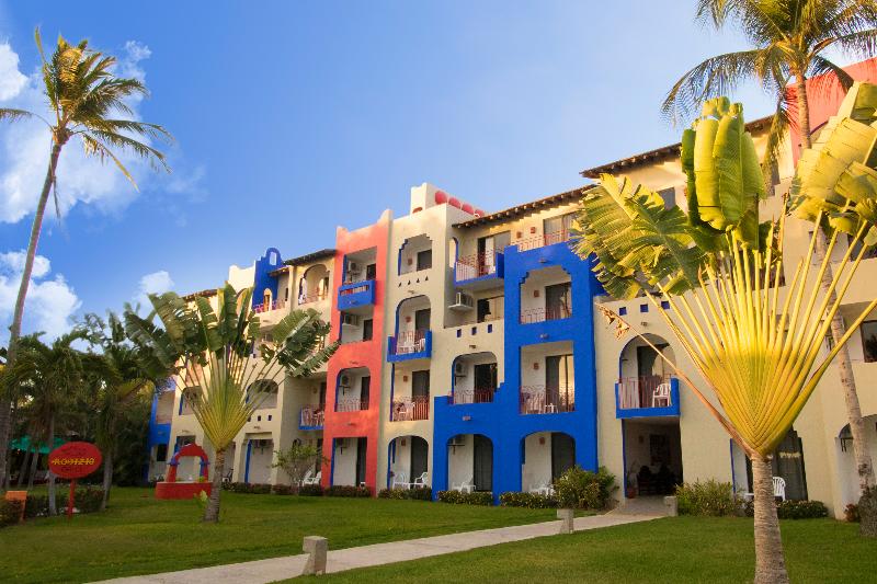 ホテル Grand Decameron Complex Bucerias, A Trademark All Inclusive Resort
