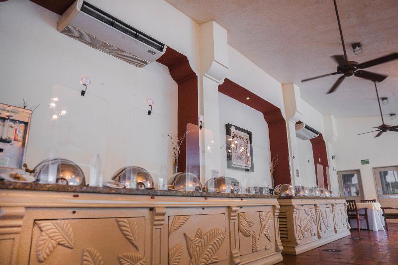 בית מלון כפרי Samba Vallarta All Inclusive