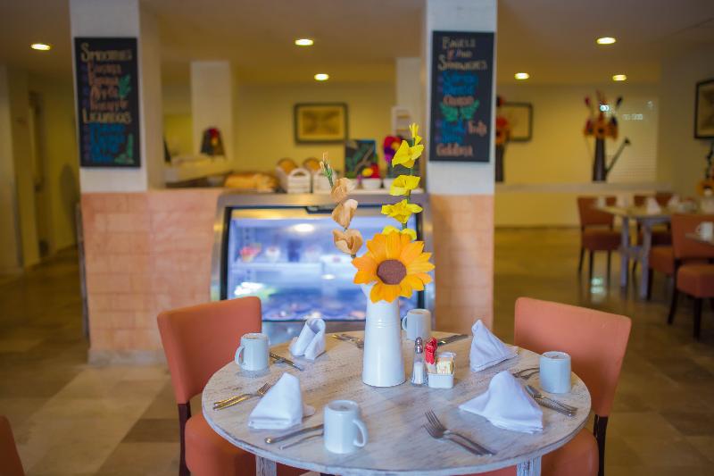 בית מלון כפרי Samba Vallarta All Inclusive