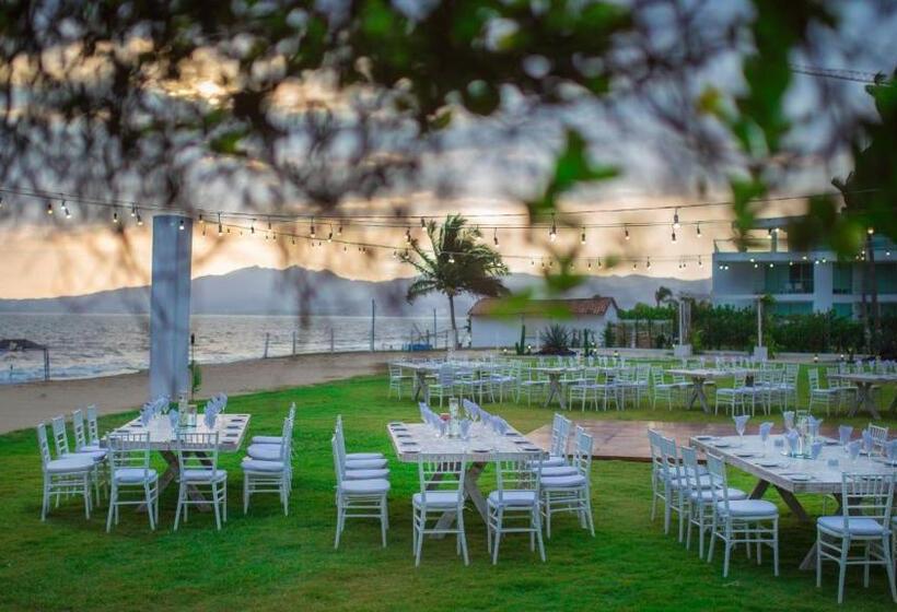 בית מלון כפרי Samba Vallarta All Inclusive