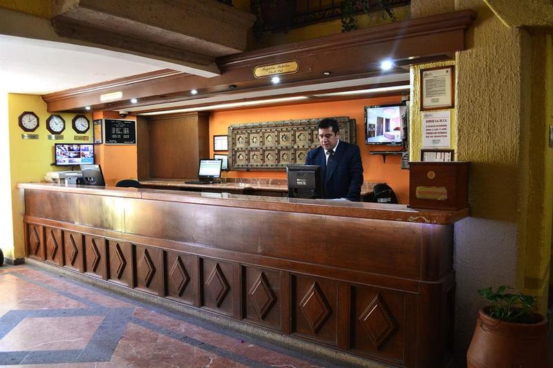 Отель Santiago De Compostela  Guadalajara Centro Historico