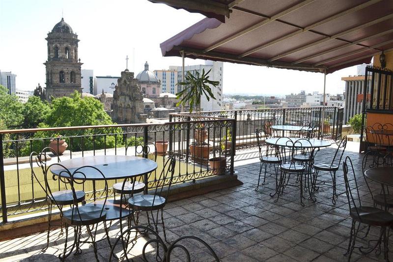 Отель Santiago De Compostela Guadalajara Centro Historico