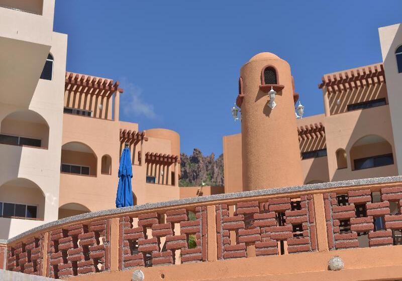 בית מלון כפרי Sea Of Cortez Beach Club