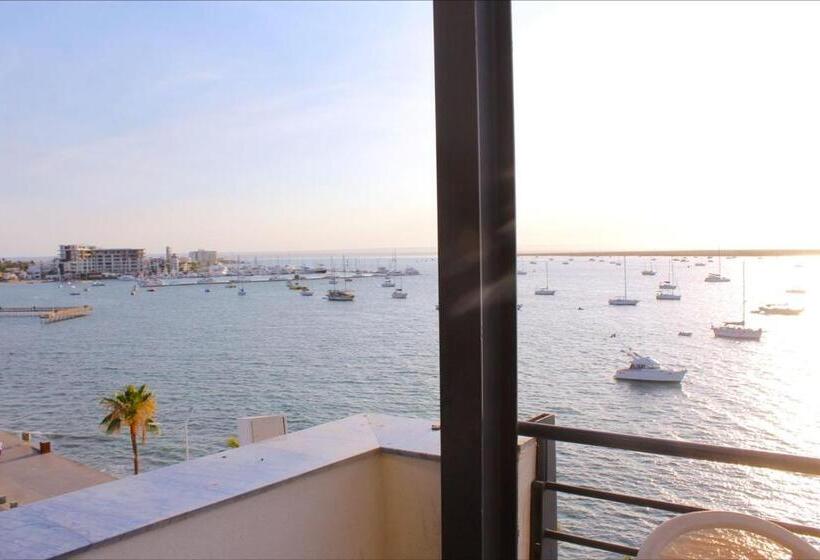 בית מלון כפרי Seven Crown La Paz Malecon