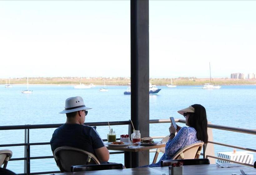 בית מלון כפרי Seven Crown La Paz Malecon