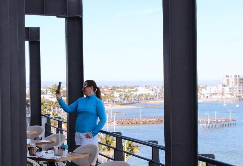 בית מלון כפרי Seven Crown La Paz Malecon