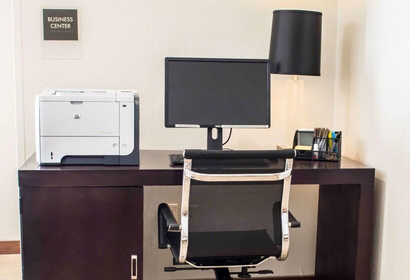 בית מלון כפרי Sleep Inn & Suites Monticello