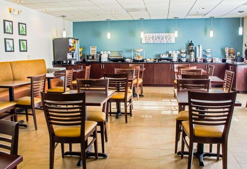 בית מלון כפרי Sleep Inn & Suites Monticello