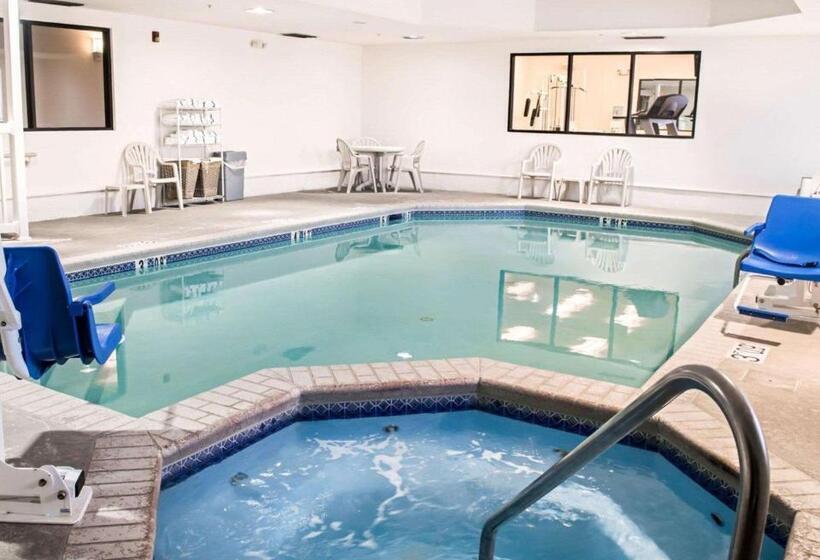 בית מלון כפרי Sleep Inn & Suites Monticello