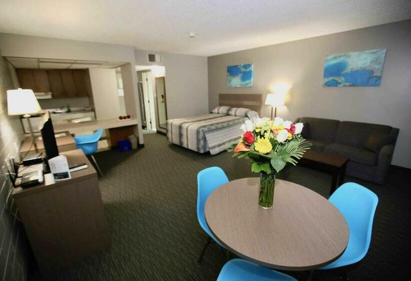 فندق Stanford Inn & Suites