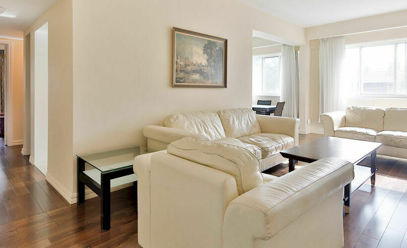 ホテル Sunset Suites