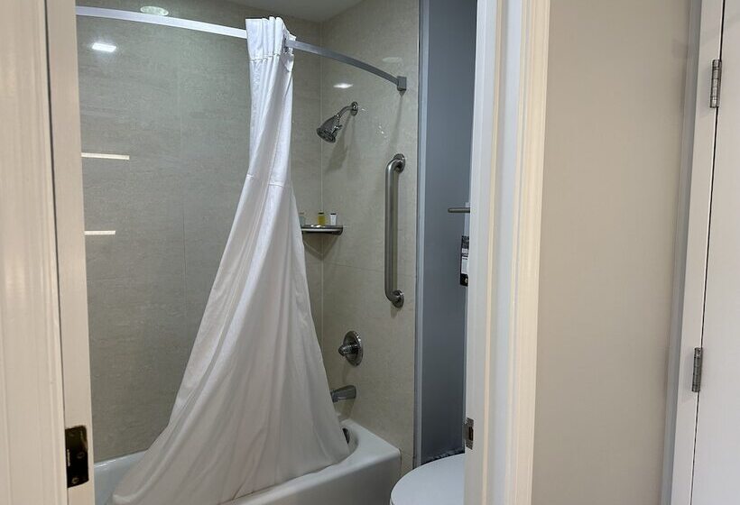 Отель Skye San Francisco Airport Sfo Free Shuttle!