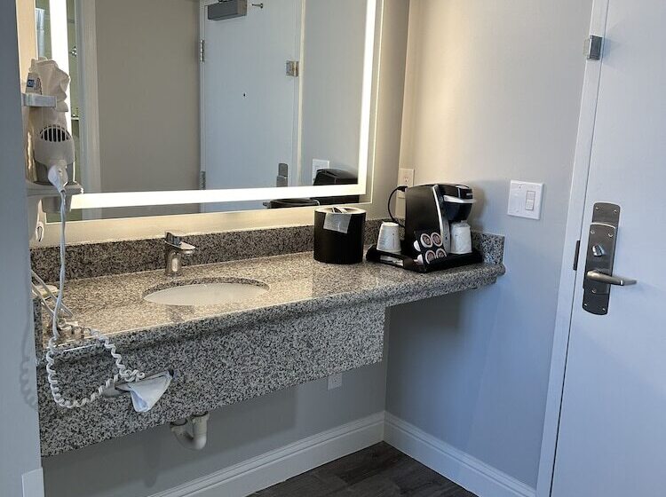 Отель Skye San Francisco Airport Sfo Free Shuttle!