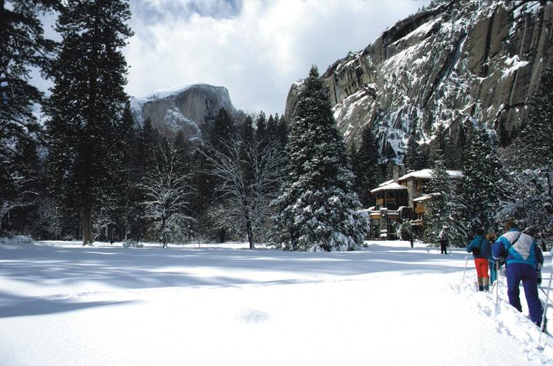 Отель The Ahwahnee