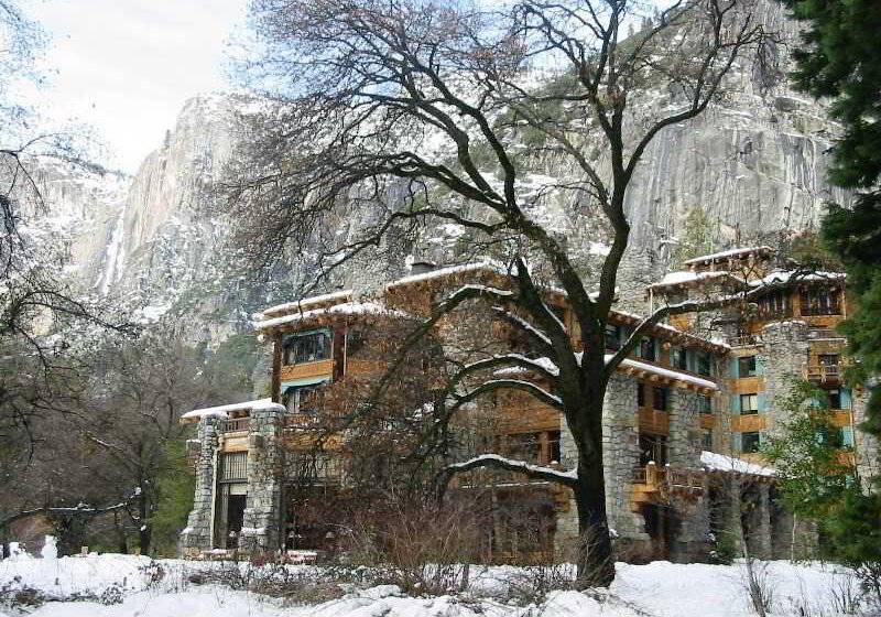 Отель The Ahwahnee