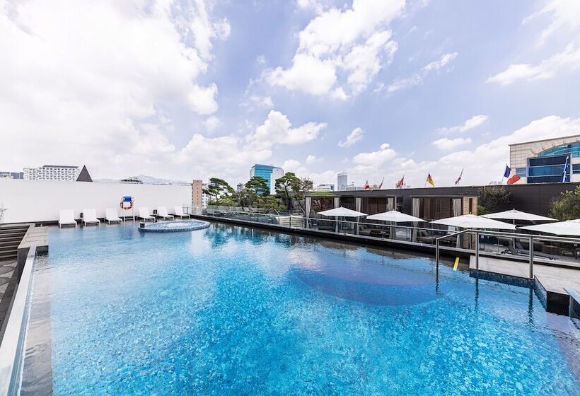 ホテル The Ambassador Seoul  A Pullman