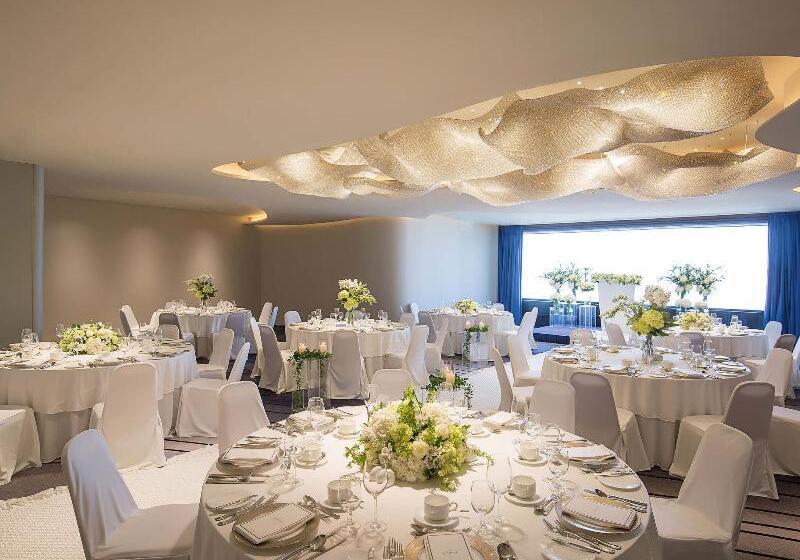 ホテル The Ambassador Seoul  A Pullman