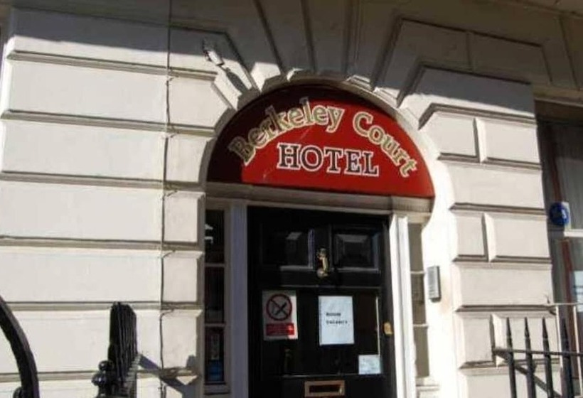 בית מלון כפרי Berkeley Court