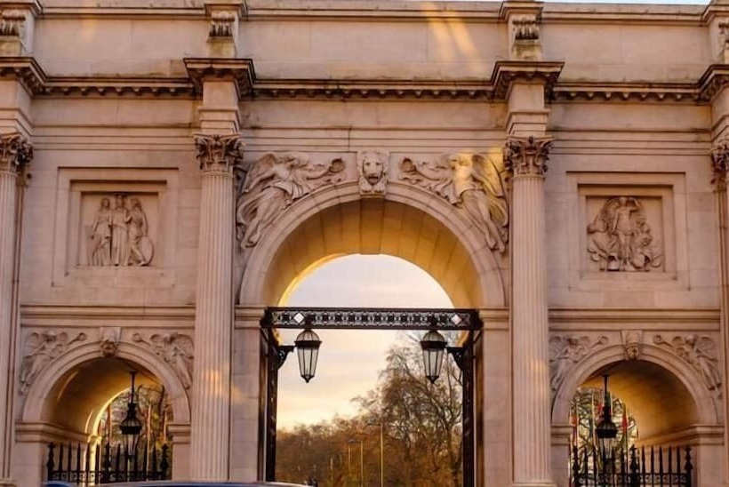 酒店 Berkeley Court