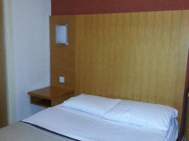 酒店 Berkeley Court