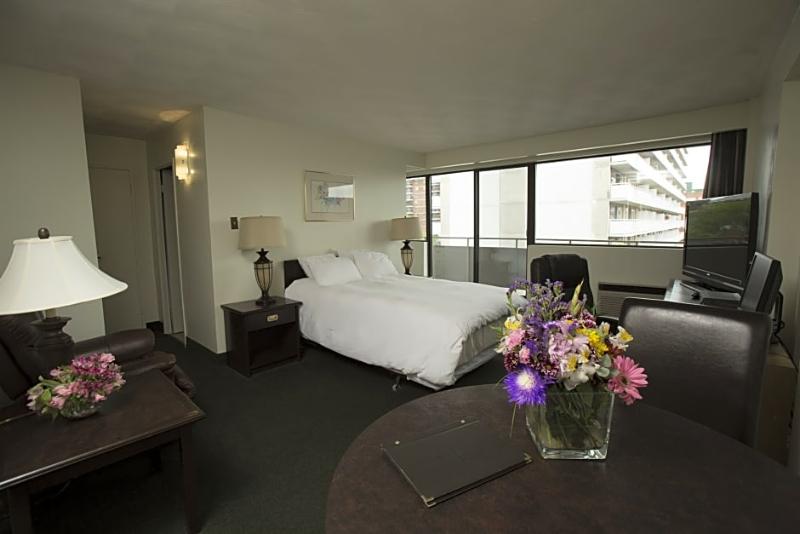 ホテル The Business Inn