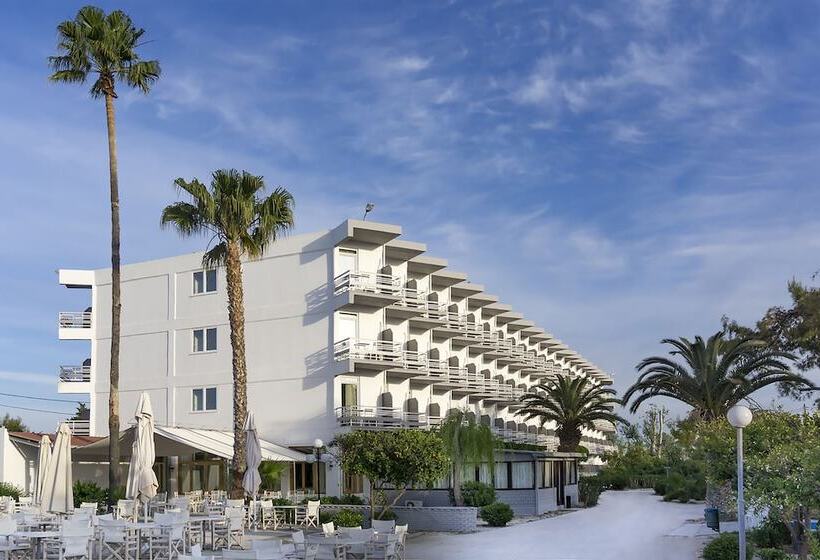 בית מלון כפרי The Grove Seaside