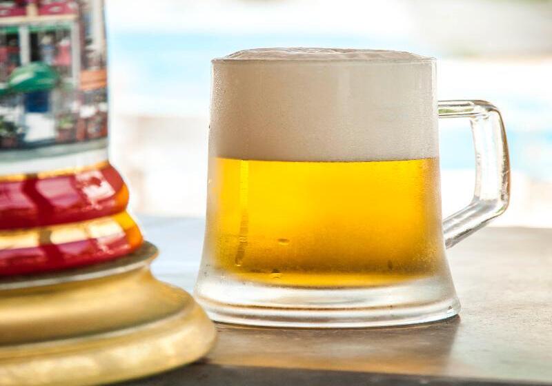 בית מלון כפרי The Grove Seaside