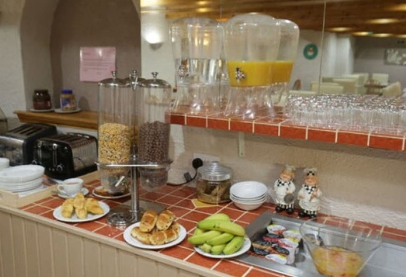 בית מלון כפרי Merchant City Inn