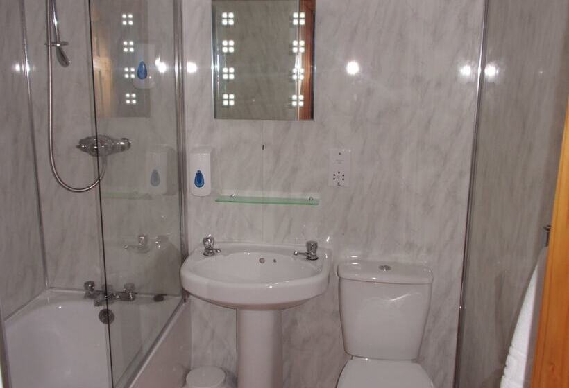 בית מלון כפרי Merchant City Inn