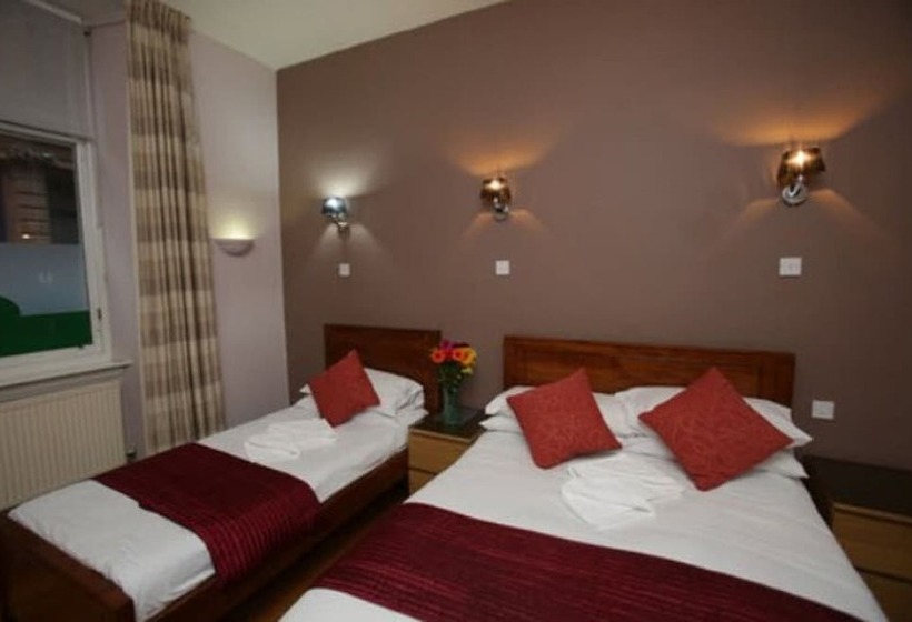 בית מלון כפרי Merchant City Inn