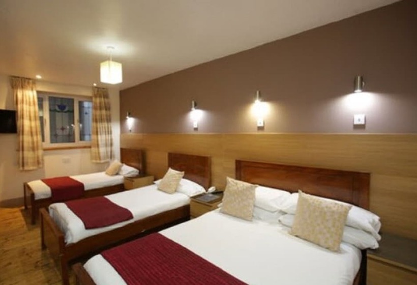 בית מלון כפרי Merchant City Inn