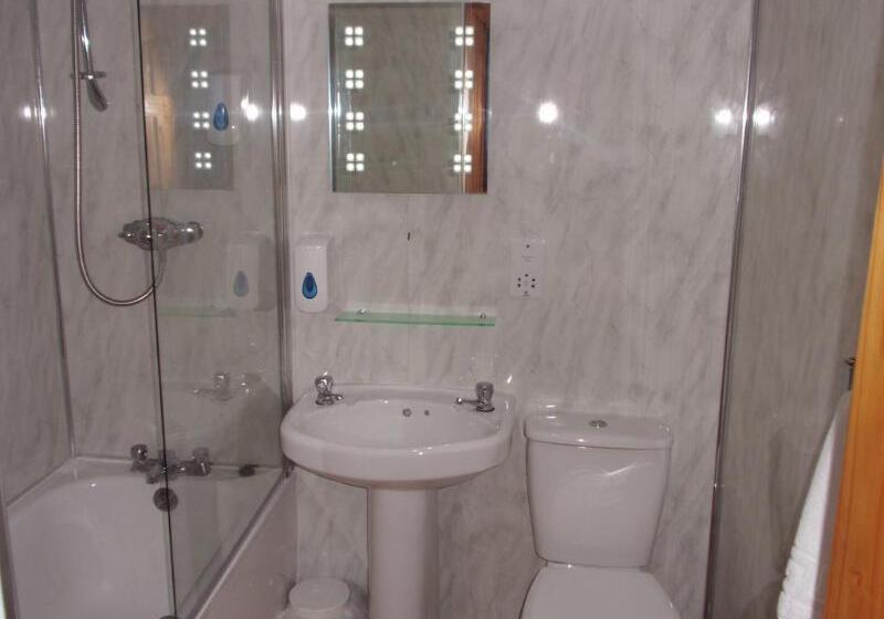 בית מלון כפרי Merchant City Inn