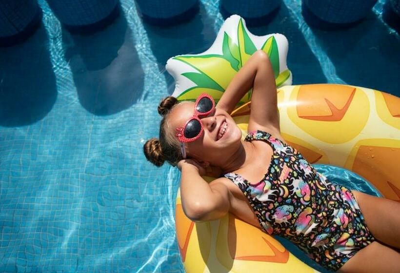 호텔 The Reef Coco Beach