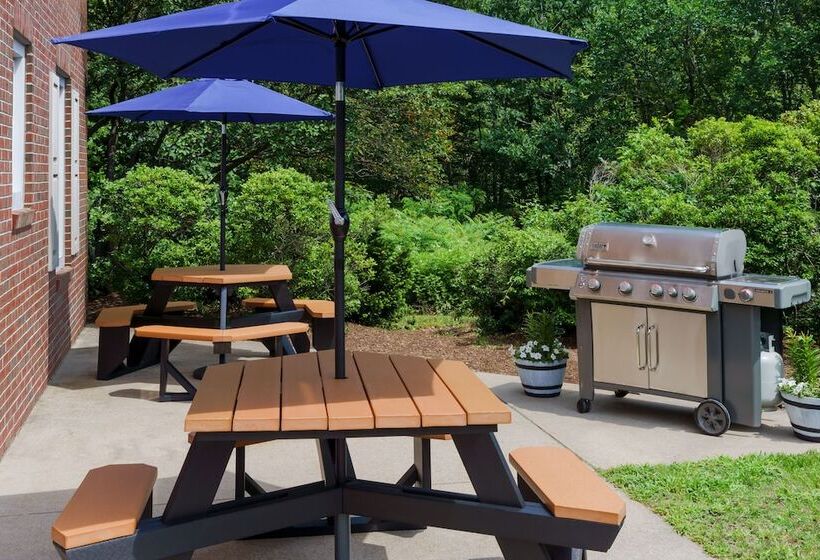 هتل Towneplace Suites Manchesterboston Regional Airport