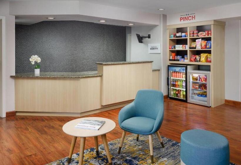 هتل Towneplace Suites Manchesterboston Regional Airport