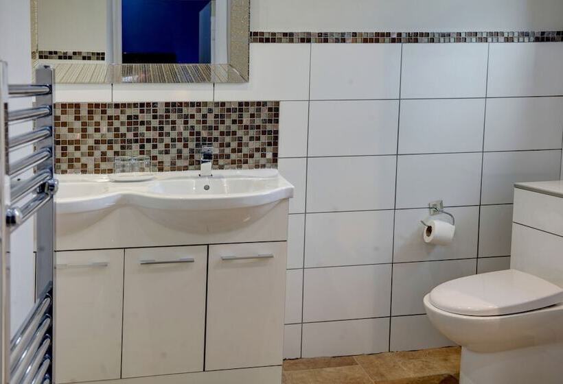 Trafford Hall Hotel Manchester, Trademark Collection By Wyndham