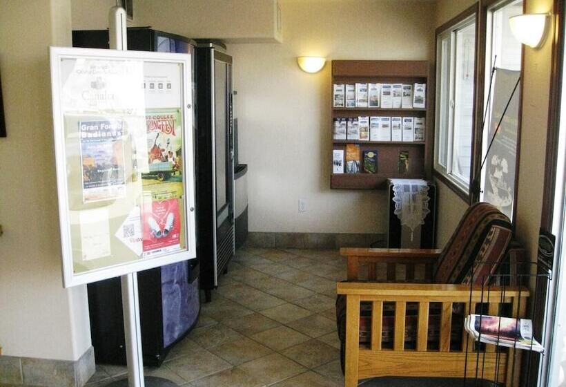 فندق Travelodge By Wyndham Drumheller Ab